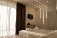 Colonna Suites And Apartments
