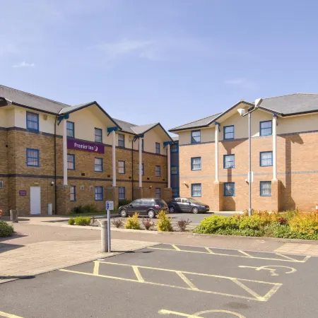 Premier Inn Wolverhampton North