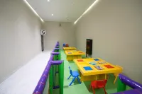 Sabah Bayil Residence Family Apart - Condos