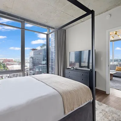 Placemakr Premier SoBro Hotels near Cumberland Park