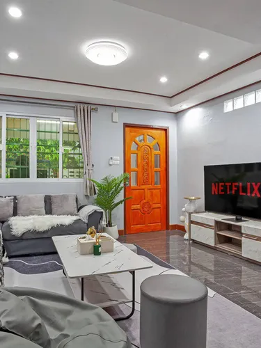 รูปภาพของLarge Spacious 3BR House at BTS ON NUT