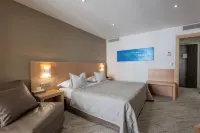 Hôtel le Rocher - balcony