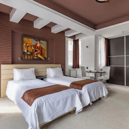 Sienna Apartments
