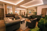 Canada Central & Rooftop - 2-Star