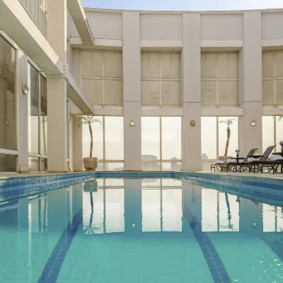 Mercure Guarulhos Aeroporto Hotels near Penha