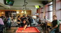 Bar Broadway