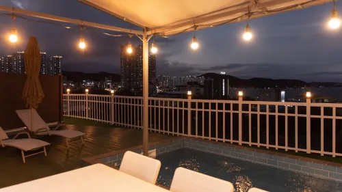 Ulsan Donghaean-Ro 1505 Pension - Pool