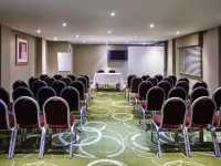 Mercure Newbury West Grange Hotel Hotels in Reading