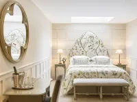 Grey's Court Cottages Hotels in Lechlade