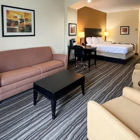 La Quinta Inn & Suites by Wyndham Slidell North Shore