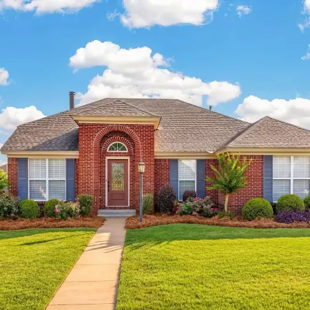 Spacious East Montgomery Home With Patio