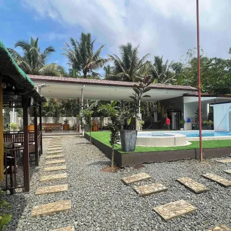 Serene Farmhouse Retreat in Alfonso, Cavite - Perfect for Family Getaways