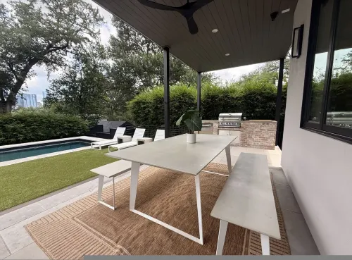 New Build Downtown Views Pool Spa Walkable - Bungalow