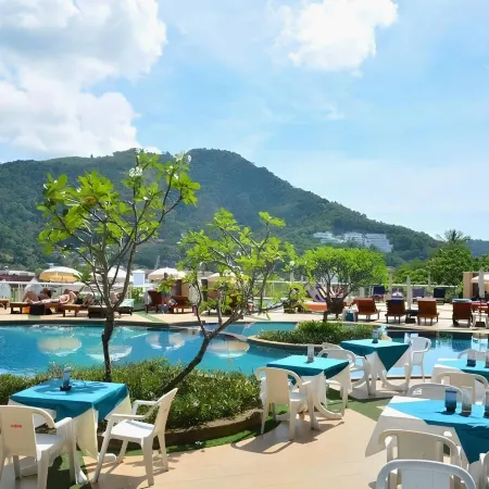 Peach Hill Hotel & Resort