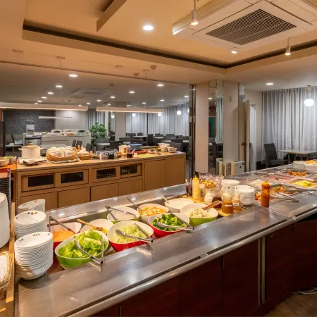 Business Hotel Taihei Annex Отели рядом с достопримечательностью «Канатная дорога Матсуямаджо»