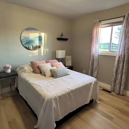 Cozy 3BR Cottage Near Lake Simcoe
