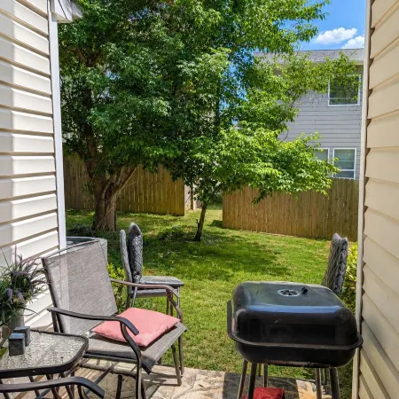 Fifa 2026 Gated 3Br ATL - Pool Table & BBQ Отели рядом с достопримечательностью «Станция метро "Гамильтон Э. Холмс"»
