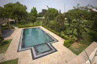 Stepstones Estate - Villas