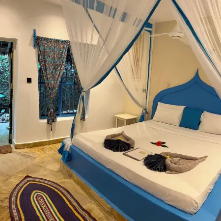 Blue Reef Sport & Fishing Lodge and Bungalows