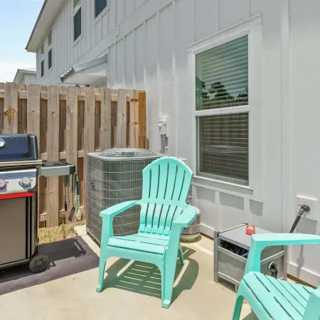 Bayside Getaway - Near Beach