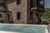 Villa De Madeleine - Stone villa Jacuzzi - Huvilat