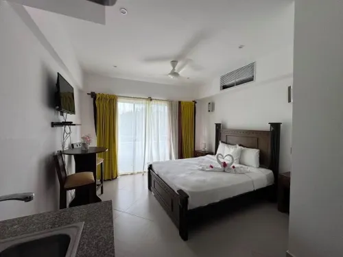 Figaro Hotel Samana - Bintang 3