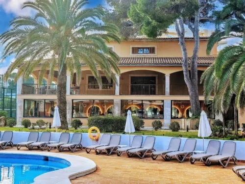 Hotel & Spa S'Entrador Playa - parking