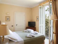 Siora Vittoria Boutique Hotel Hotels near Public Library