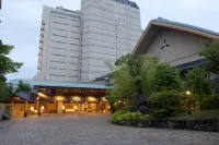 Waraku Onsen Nihon No Yado Notoraku - Pool