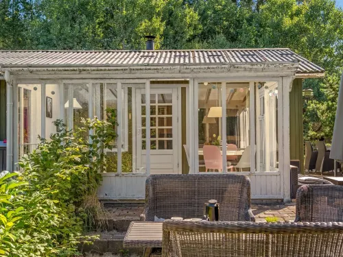 "Ane" - 1.7km from the Sea - Homestays