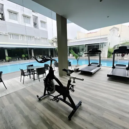 Avenue Suites Hotel
