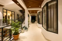 Hotel Heaven and Hills - 3 ดาว
