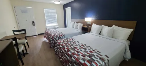 Red Roof Inn Byron - 2-Star