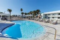 Destin Inn & Suites - piscine
