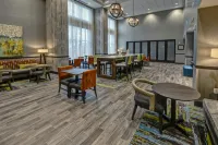 Hampton Inn & Suites Nashville/Goodlettsville - parking