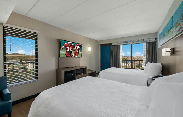 Red Roof Plus+ & Suites Virginia Beach - Seaside