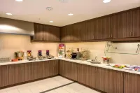 Residence Inn Portland Hillsboro/Brookwood - breakfast