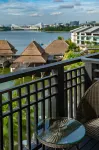 DoubleTree by Hilton Putrajaya Lakeside - romantici