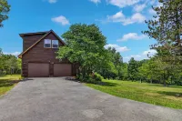 LakeFront*15’ Theater Screen*Kayaks*4Acres*FirePit - 2 stjerner