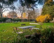 Elegant Studio in Verdant Mulhouse Mansion - 2-Star