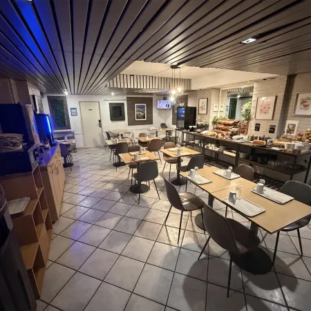 Kyriad Montpellier Centre - Antigone Hotels in Herault
