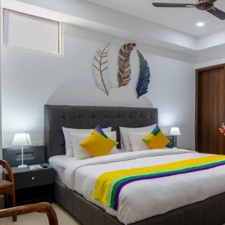 Hotel Divine India Noida Sector 135