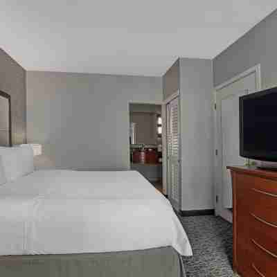 Homewood Suites by Hilton Chicago-Lincolnshire Rooms