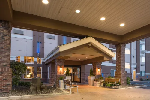 Holiday Inn Express 斯波坎瓦利