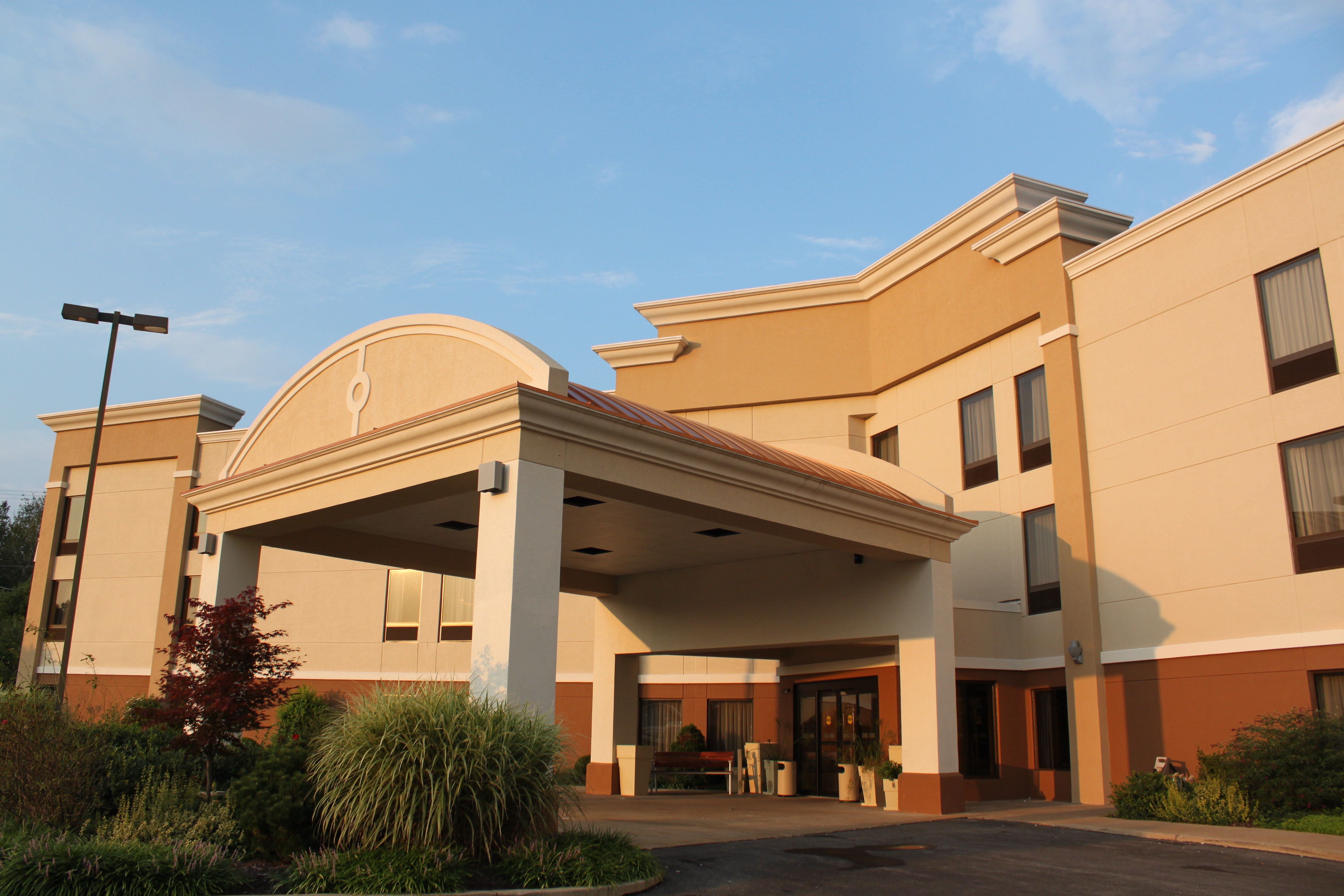 Holiday Inn Express Lewisburg - New Columbia, an Ihg Hotel