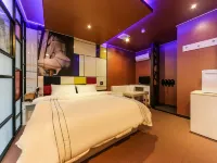 Chilgok Palgongsan W Drive-IN Hoteles cerca de Templo Pagyesa