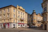 Queen Apartments Hotels in Krakow