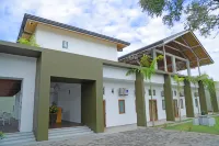 Hotel Cloud 9 Negombo Hotels in Ethukala