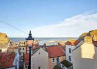 Host & Stay - Harbour Cottage