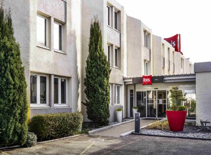 Ibis Arles